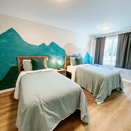 Mountain Family Twin Room
